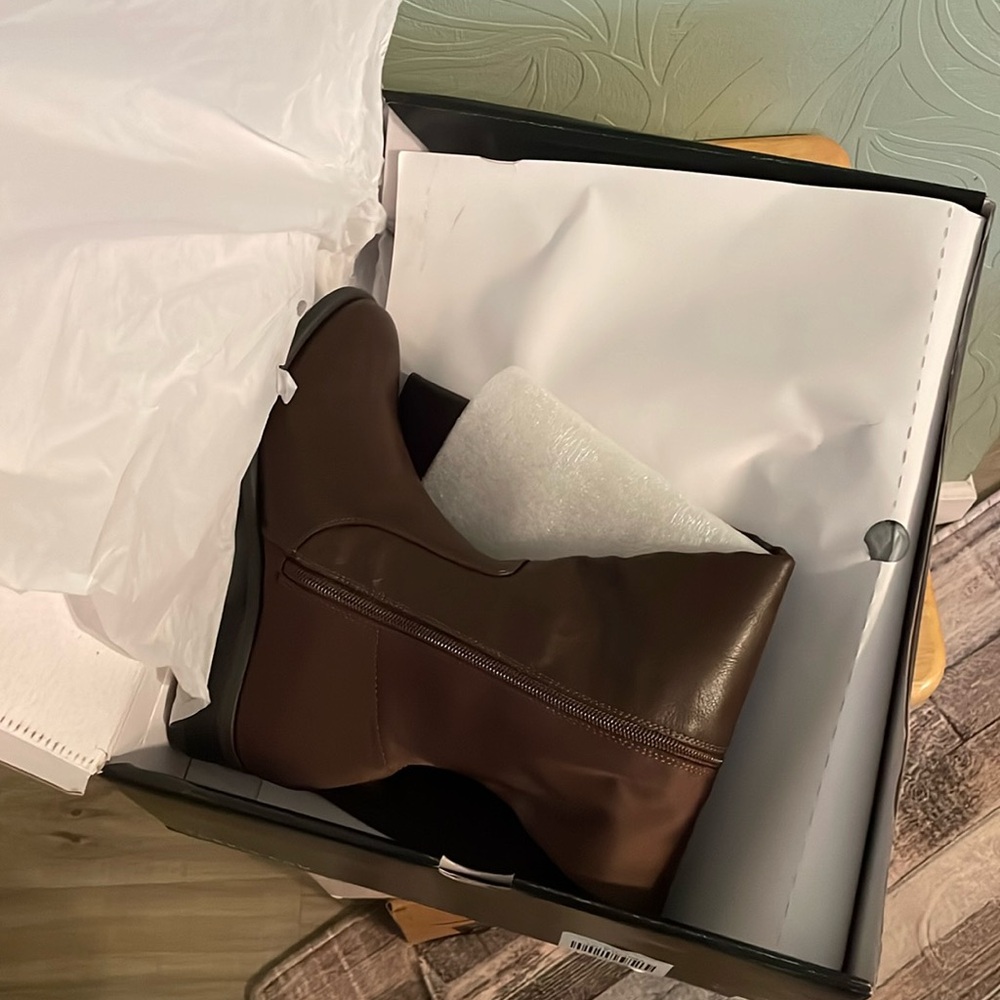 NWT Torrid Brown Wide Calf Over the Knee Boot. Size 7
